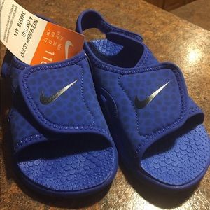 Brand new Nike Boys sandals